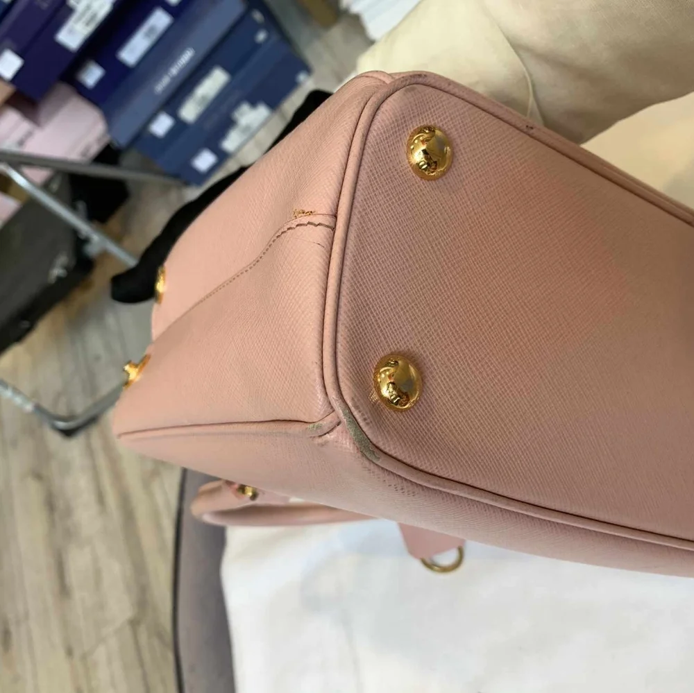 Prada Saffiano Tote - Picture 9 of 17